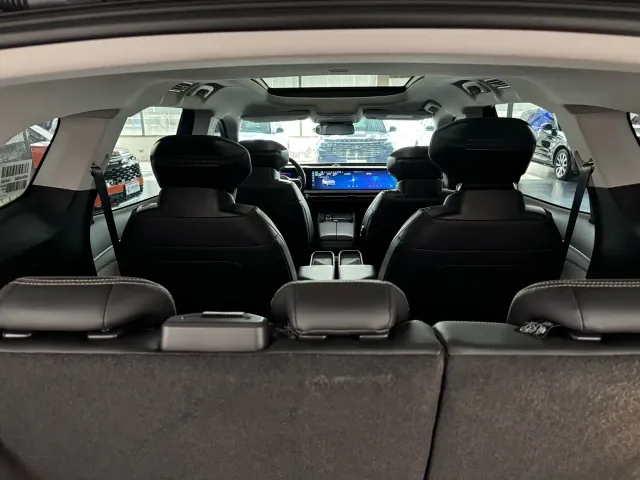 Ford Edge — Фото автомобиля 21