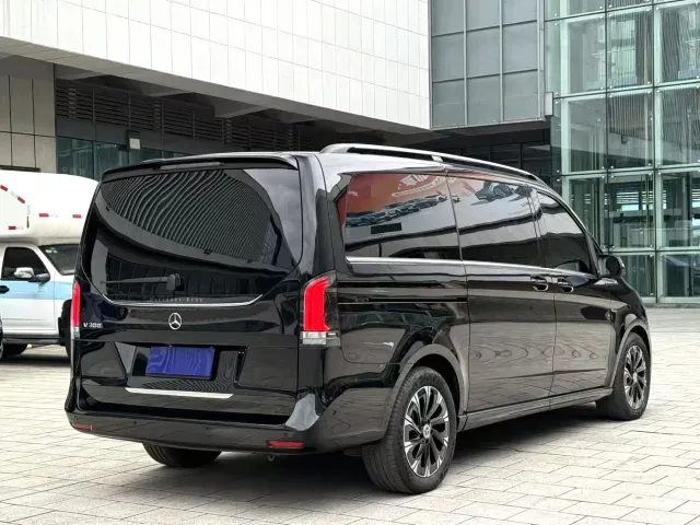 Mercedes-Benz V-Class — Фото автомобиля 9