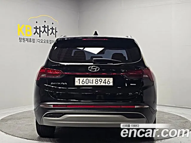 Hyundai Santafe Новый Santa Fe Дизель 2.2 4WD — Фото автомобиля 4