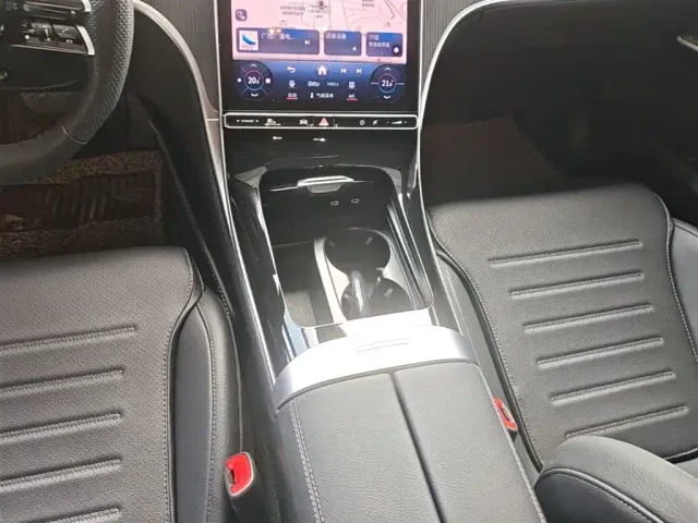 Mercedes-Benz C-Class — Фото автомобиля 13