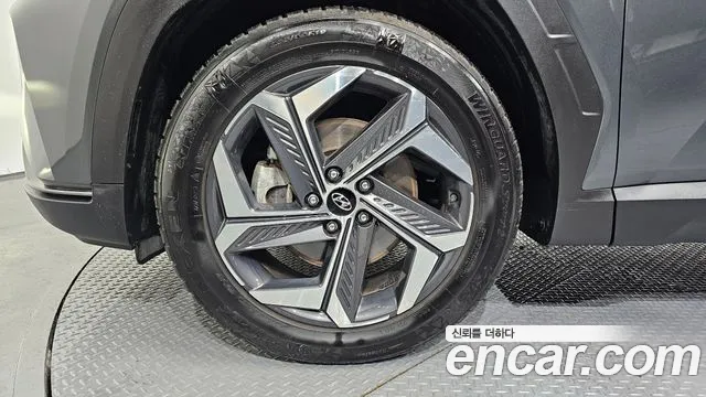 Hyundai Tucson Tucson (NX4) Дизель 2.0 2WD — Фото автомобиля 5