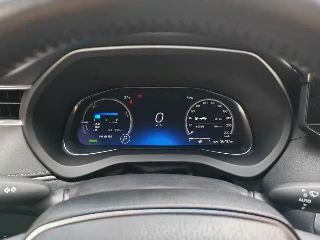 Toyota Harrier — Фото автомобиля 14