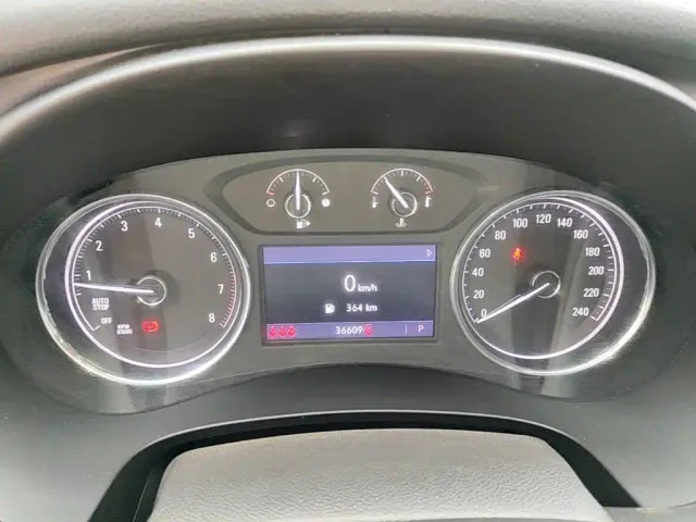Buick LaCrosse — Фото автомобиля 7