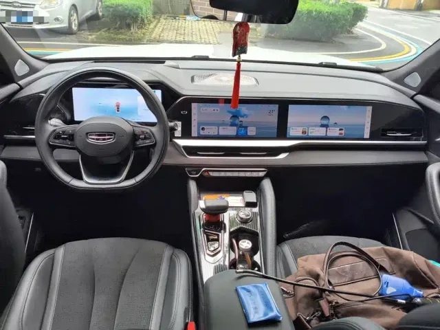 Geely Xingyue L — Фото автомобиля 10