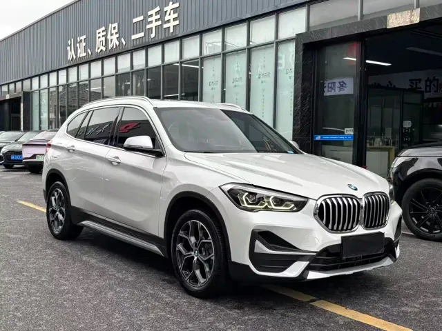 BMW X1 — Фото автомобиля 12