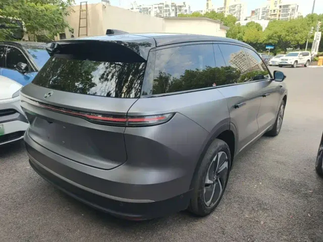 Nio ES8 — Фото автомобиля 6