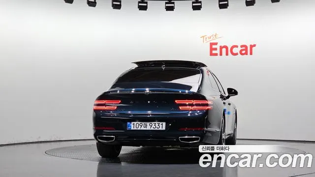 Genesis G80 RG3 — Фото автомобиля 4