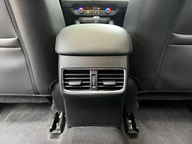 Mazda Atenza — Фото автомобиля 16