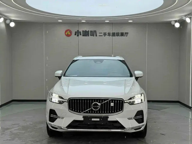 Volvo XC60 — Фото автомобиля 11