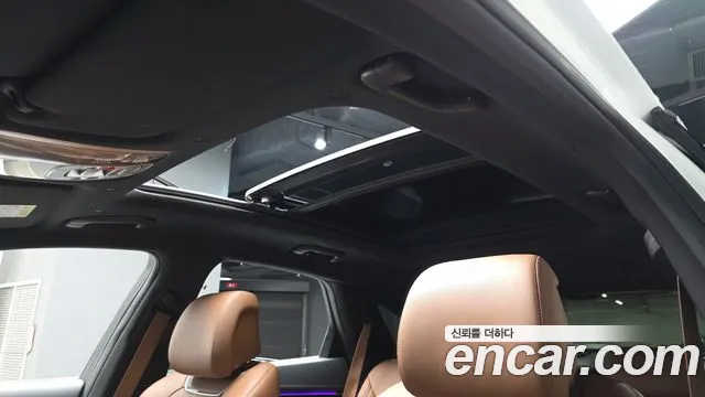 Genesis GV70 — Фото автомобиля 22