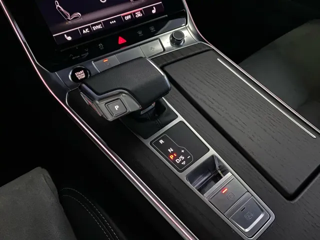 Audi A6L — Фото автомобиля 9