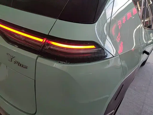 GAC Aion Y — Фото автомобиля 7