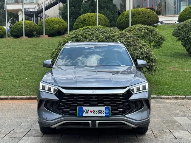 BYD Song Pro — Фото автомобиля 2