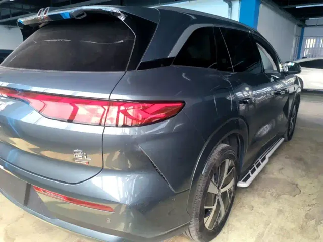BYD Tang L — Фото автомобиля 6