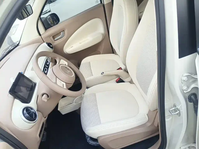 Wuling Hongguang Mini EV — Фото автомобиля 14