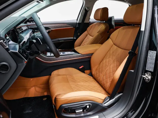 Audi A8 — Фото автомобиля 10