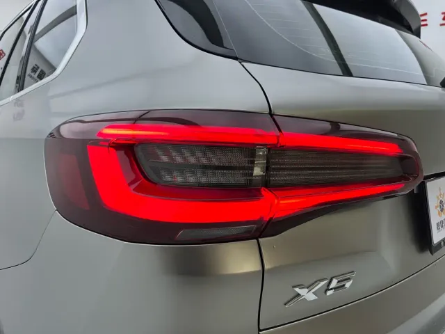 BMW X5 — Фото автомобиля 19