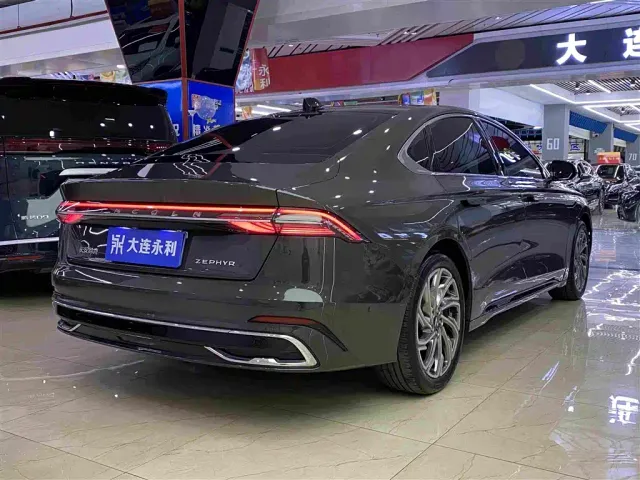 Lincoln Z — Фото автомобиля 16