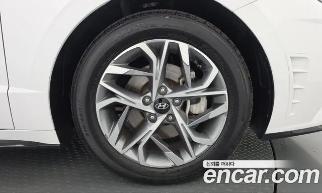 Hyundai Sonata — Фото автомобиля 6