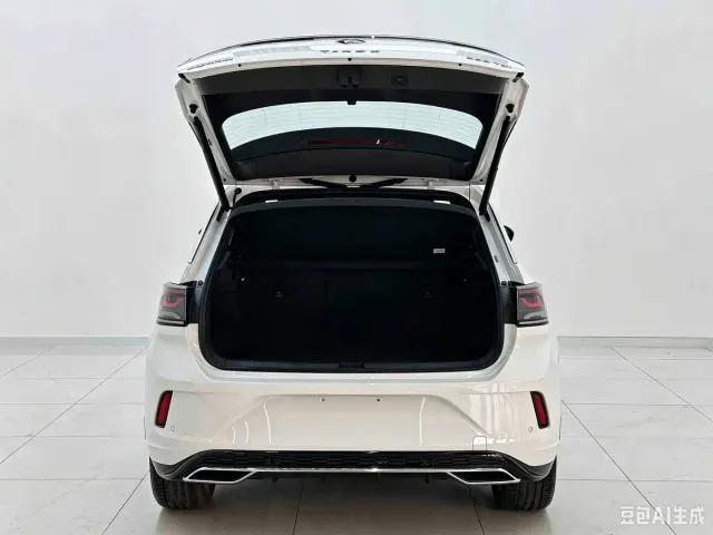 Volkswagen T-Roc — Фото автомобиля 8