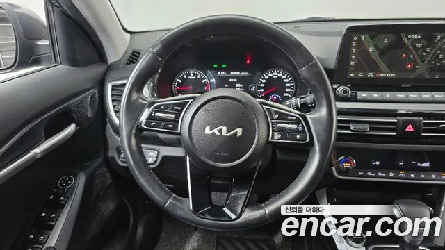 Kia Seltos — Фото автомобиля 13