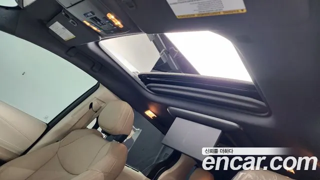Toyota Sienna — Фото автомобиля 14