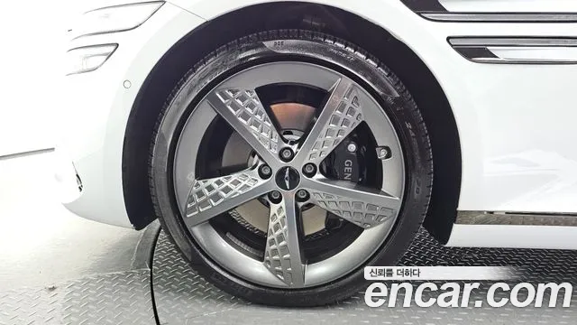 Genesis G80 RG3 — Фото автомобиля 4