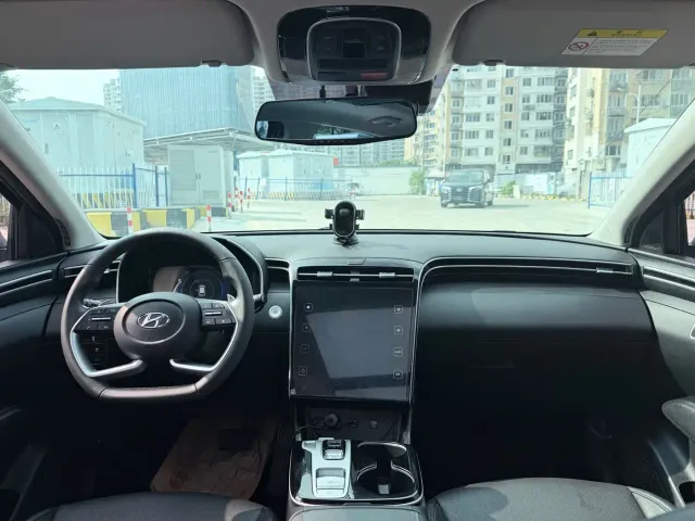 Hyundai Tucson — Фото автомобиля 8