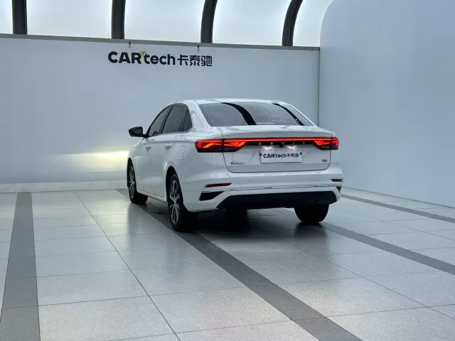 Geely Emgrand — Фото автомобиля 2