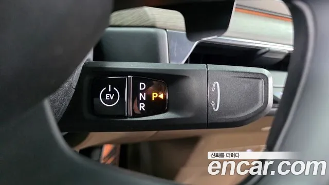 Kia EV9 — Фото автомобиля 12