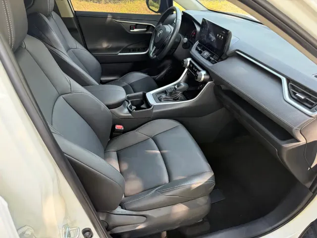 Toyota Wildlander — Фото автомобиля 7