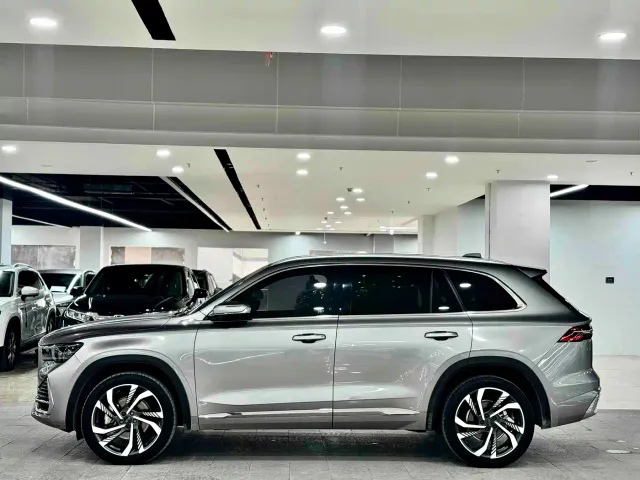 Geely Xingyue L — Фото автомобиля 4