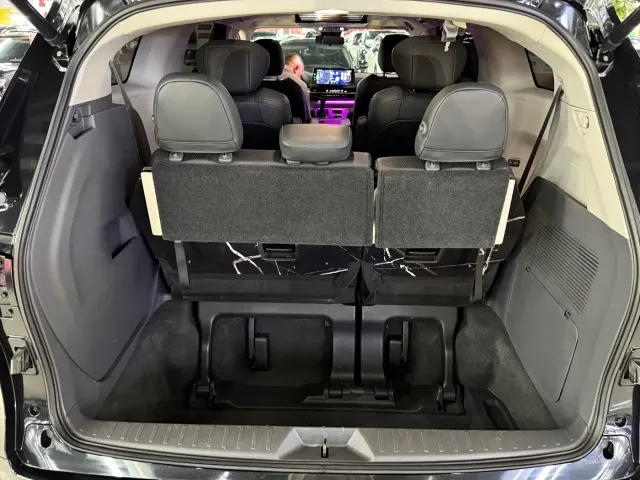 Toyota Granvia — Фото автомобиля 20