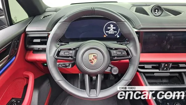 Porsche Macan — Фото автомобиля 4