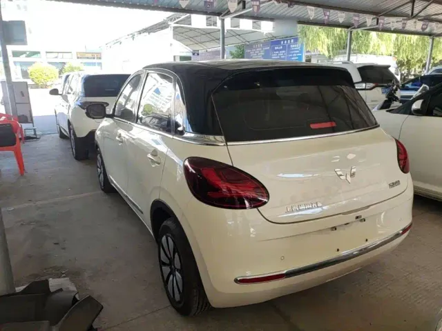 Wuling Bingo — Фото автомобиля 4