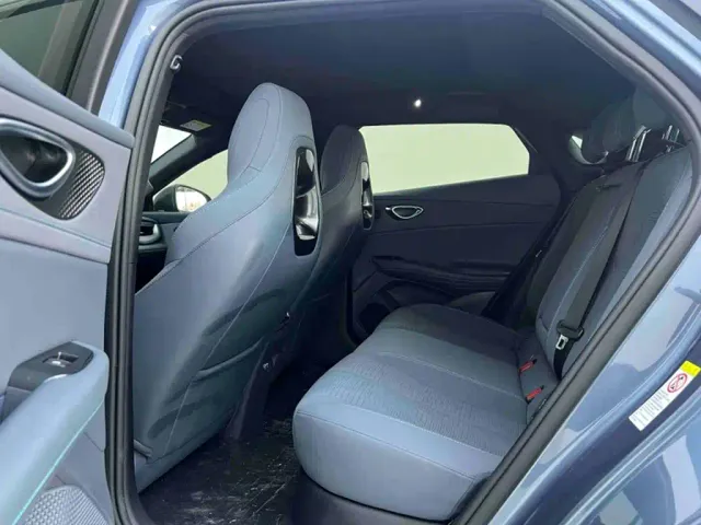BYD Seal 06 GT — Фото автомобиля 15