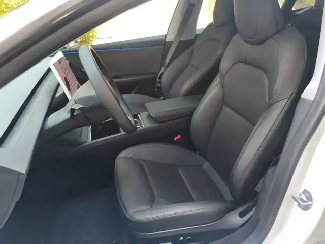 Tesla Model 3 2025 Model Year Facelift Rear-Wheel Drive — Фото автомобиля 14