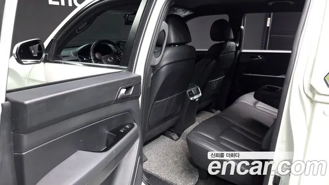 KG_Mobility_Ssangyong Rexton Новый Rexton Sport Khan Дизель 2.2 4WD — Фото автомобиля 12