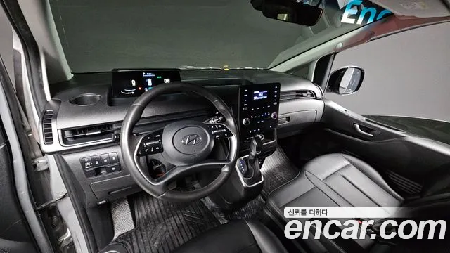 Hyundai Staria — Фото автомобиля 10