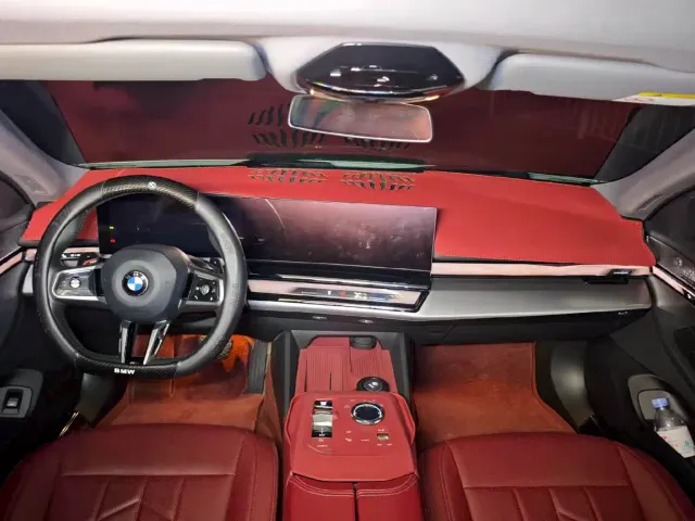 BMW 5 Series — Фото автомобиля 9