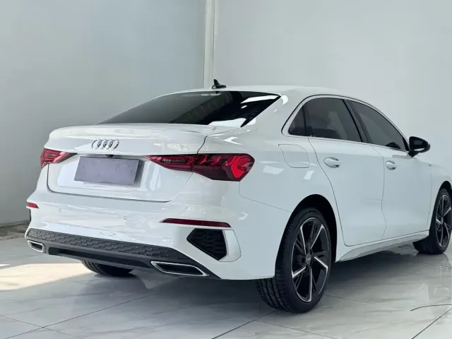 Audi A3 — Фото автомобиля 6