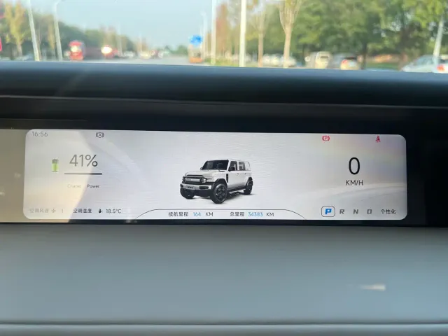 iCAR V23 — Фото автомобиля 6