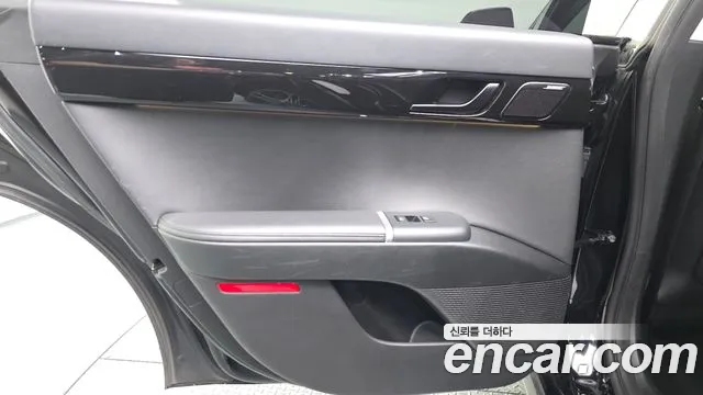 Hyundai Grandeur GN7 — Фото автомобиля 14