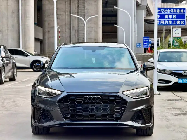 Audi A4L — Фото автомобиля 2