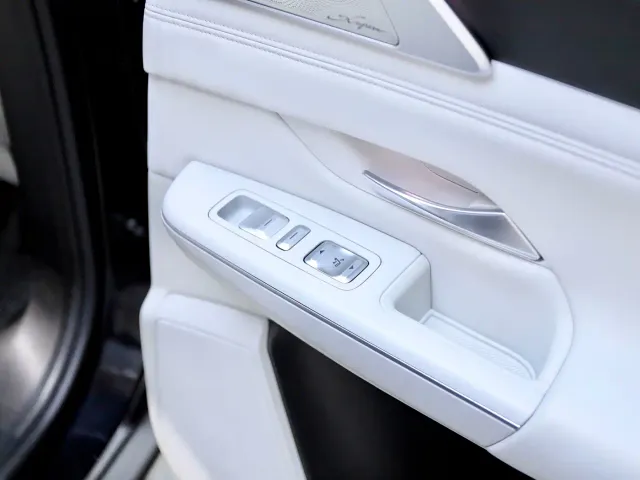 Xpeng G9 — Фото автомобиля 12