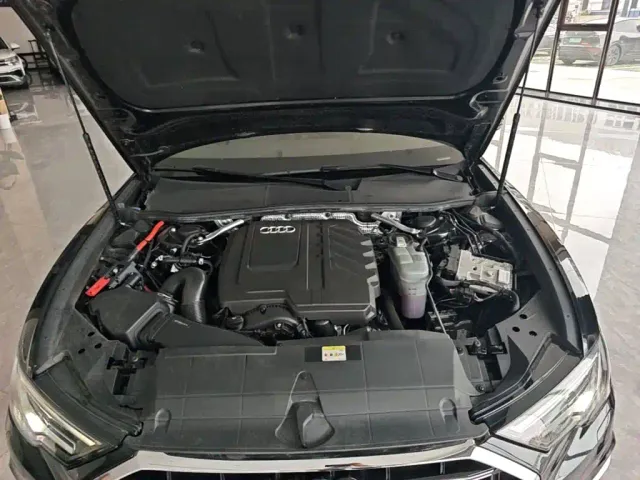 Audi A6L — Фото автомобиля 19