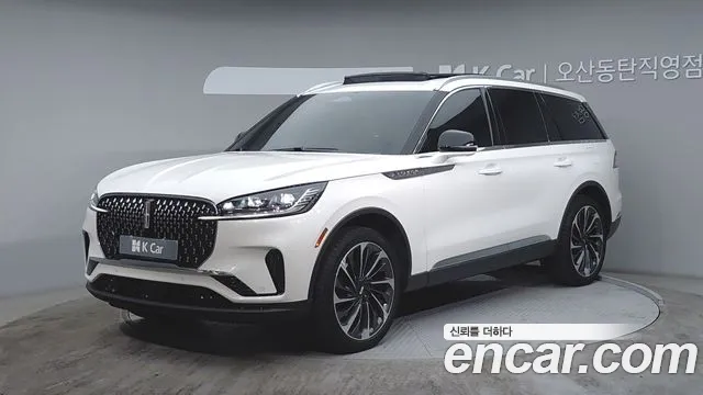 Фотография автомобиля — Lincoln Aviator 2nd Gen