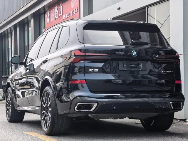 BMW X5 — Фото автомобиля 9