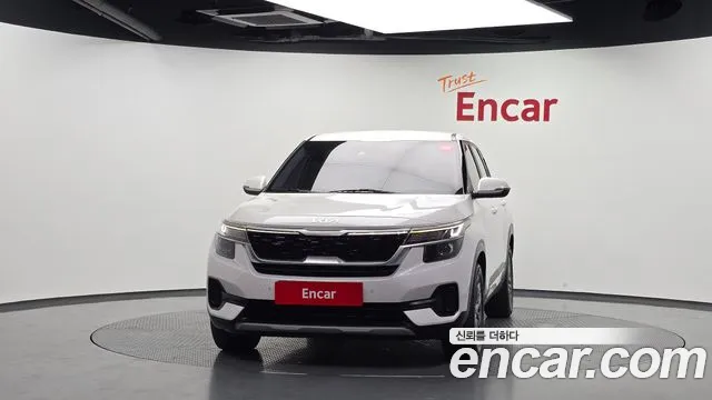 Kia Seltos — Фото автомобиля 3
