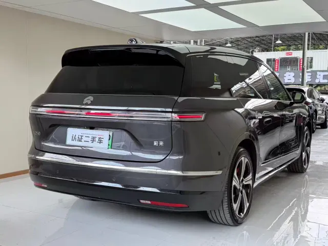 Nio ES8 — Фото автомобиля 15